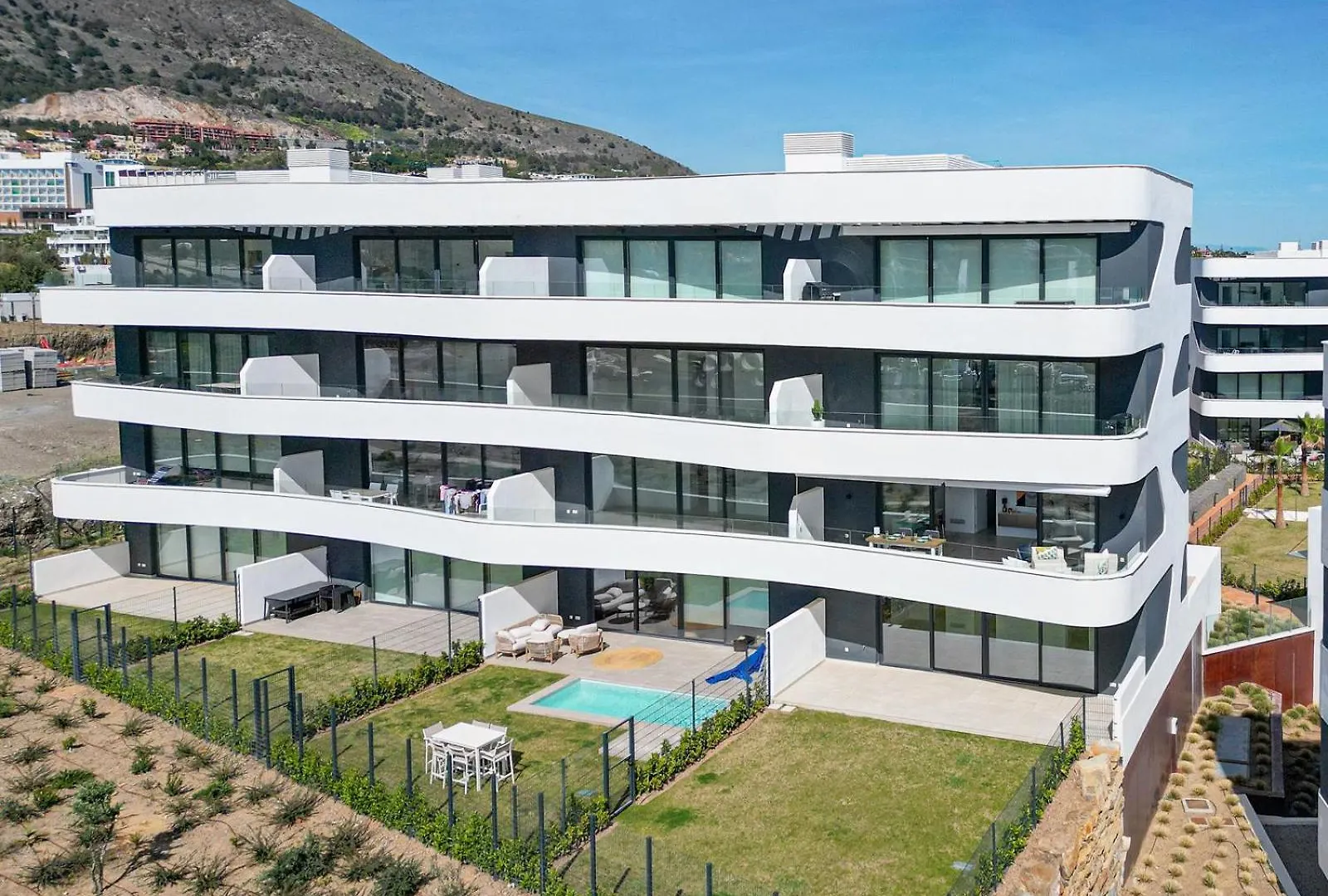 公寓 Higueron West Property Collection - La Vida Feliz Andalucia By Hwpc 丰希罗拉